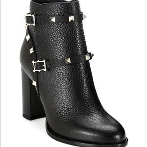 Valentino Garavani Rockstud Leather Ankle Boots